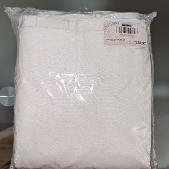 Light Blockout Panel with Tab - 50" x 84" - Picture 3 of 3